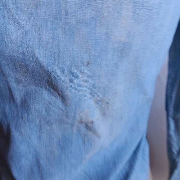 Women's XS Vintage Denim Shirt 1970's Button-Up Red Buttons Distress Boho Hippy - Picture 10 of 13